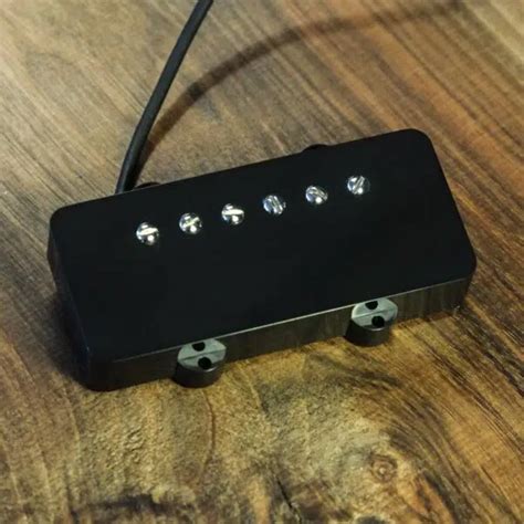 Micro Humbucker Format Jazzmaster Cecca Guitars