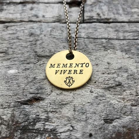 REMEMBER TO LIVE Memento Vivere Initial Necklace Gold 14k Gold