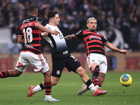 Flamengo Empata O Corinthians E Enfrenta O Atl Tico Mg Na Final Da