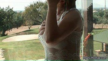 Hottie Busty Babe Getting Horny Taking XNXX