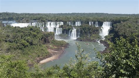 Reabren las Cataratas del Iguazú durante el fin de semana largo El