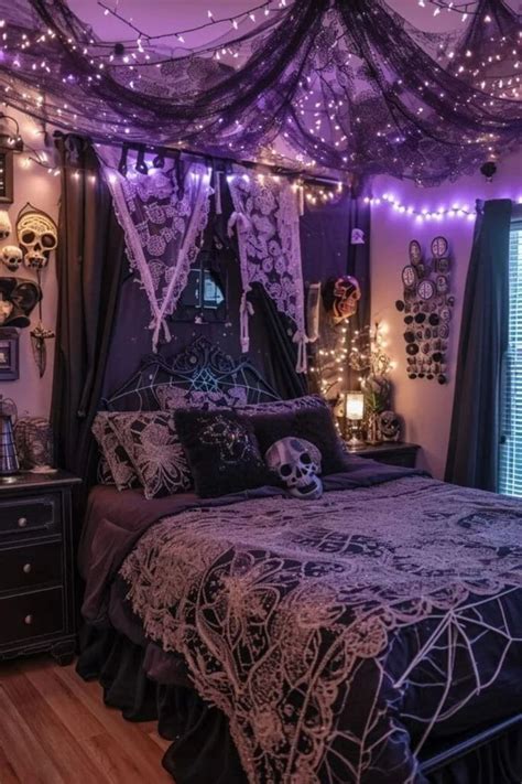 25 Spooky Halloween Bedroom Ideas For A Frightfully Stylish Sleep Space