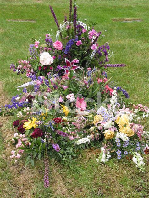 New Grave With Flowers Stock Photos - FreeImages.com