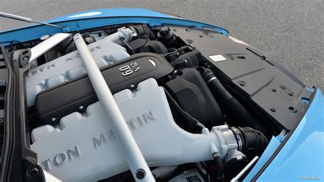 Aston Martin V12 Vantage S Roadster | 2015MY (Mako Blue) | Engine