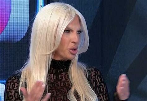 Jelena Karleu A U Hit Tvitu Media