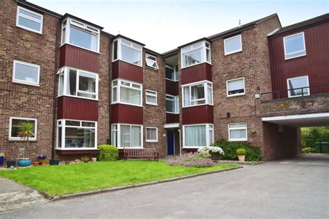 2 Bedroom Ground Floor Flat For Sale In Minster Court Beverley Hu17