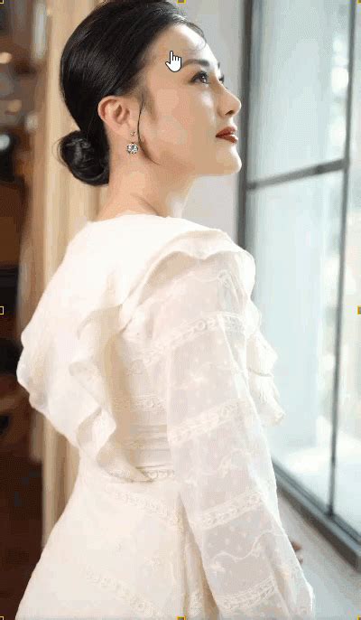 Phương Oanh tung clip hot xình xịch sau 4 ngày công khai hẹn hò chủ tịch tập đoàn triệu đô