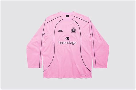 El F Tbol Se Viste De Balenciaga As Es La Colecci N Soccer Series