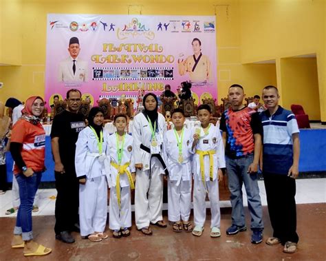 Atlet Taekwondo Way Kanan Raih 4 Medali Emas Dan 1 Medali Perak Pada