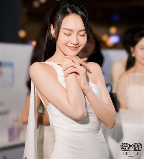 Top 60 ảnh Ninh Dương Lan Ngọc mặc bikini khoe dáng bốc lửa