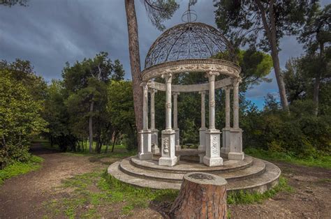 Villa Sciarra A Roma Tra Storia Patria Statue E Fontane