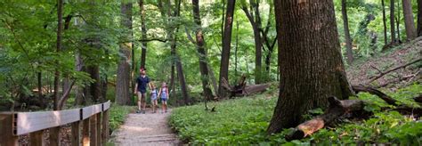 Get Outside: Illinois River Bluff Trail - Discover Peoria, IL