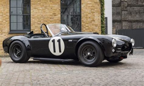 A Quick History of the Shelby Cobra