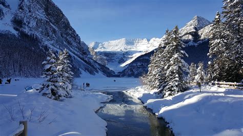 Winter Wonderland - Banff National Park - RTB Tours & Shuttles