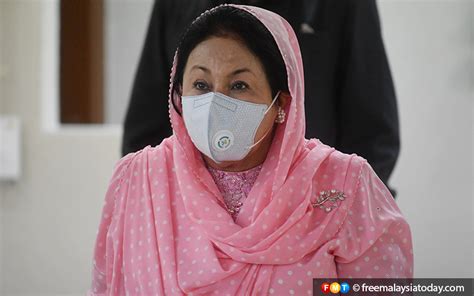 Rosmah Gagal Percubaan Kedua Mohon Hakim Kes Ubah Wang Haram Tarik Diri