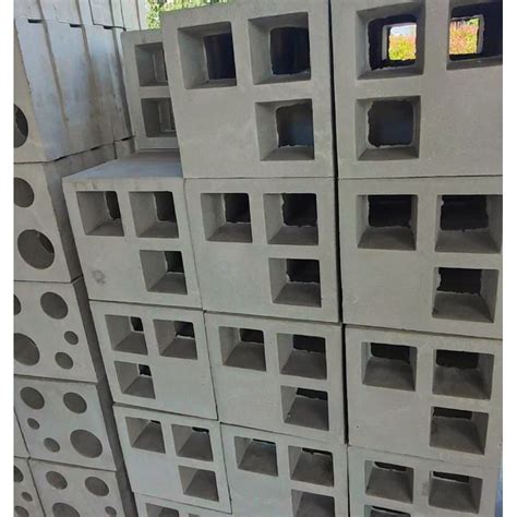 Jual Roster Beton Minimalis Terbuat Dari Cor Motif Persegi Random