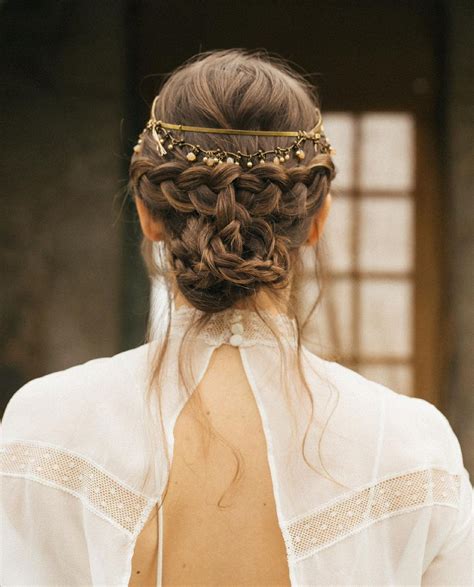 7 peinados para novias que coronarán tu look en el día más especial