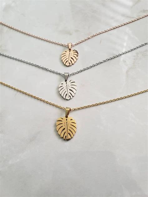 Collier De Feuilles Pendentif Minimaliste Bijoux Pour Femmes Etsy France