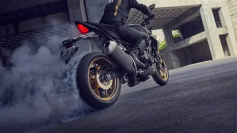 Honda CB1000 Hornet Naked Allrounder Hochleistungs Vierzylinder Motorrad