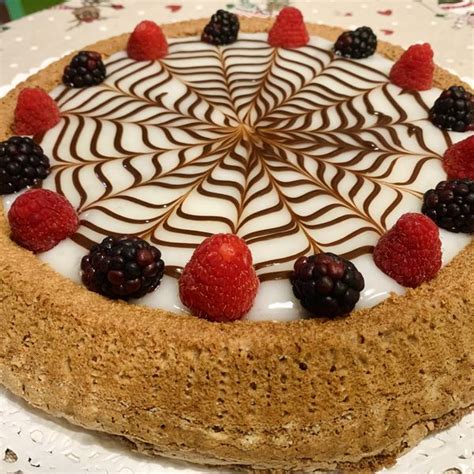 CROSTATA MORBIDA AL CIOCCOLATO CON LIMONE E FRUTTI ROSSI Al Ta Cucina