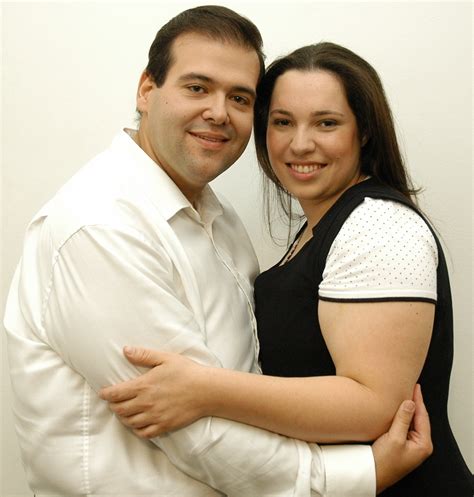 Casal Evang Lico Que Tem Sex Shop Lan A Livro Er Tico Romance Gay Uol Economia