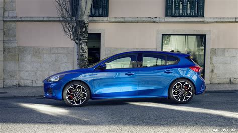 2019 Ford Focus Hatchback St Line Euro Spec Side