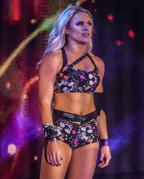 Candice Lerae Wwe Raw Women Wwe Women S Division Total Divas Wwe