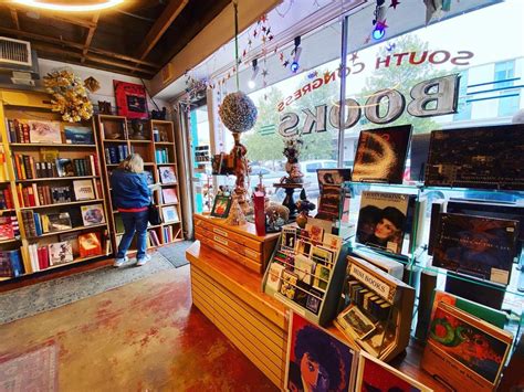 Austin Bookstores: The Coziest Indie Bookstores | UrbanMatter Austin