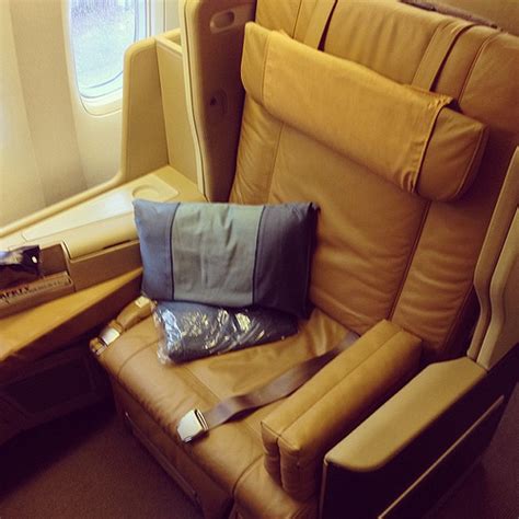 Next Seat Singapore Airlines Er Refitted Full Flat Business