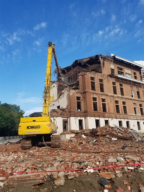 STRUCTURAL-DEMOLITION – Peitzmeier Demolition