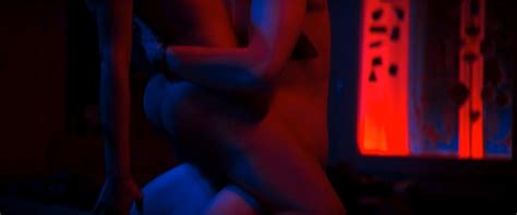 Nude Video Celebs Laura Osma Nude Blocco S E