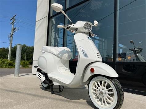 New 2022 Vespa Sprint 50 X in Sainte Thérèse R Goulet Moto Sport Inc