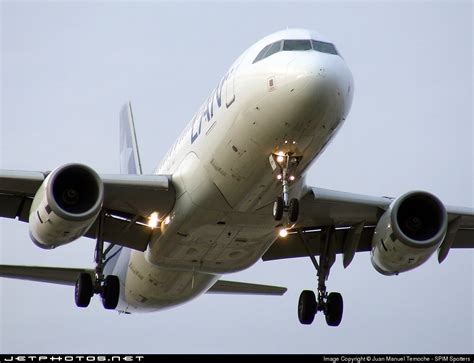 Cc Coh Airbus A Lan Airlines Juan Manuel Temoche Jetphotos