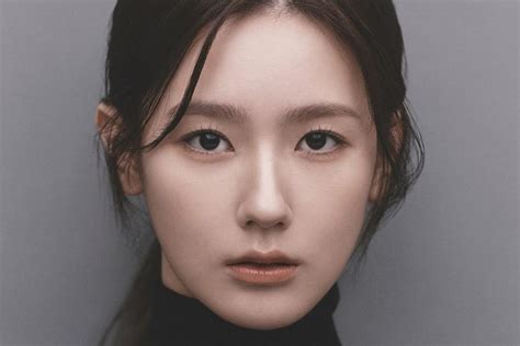 Миён из (G)I-DLE говорит о своей песне в «Когда цветут цветы, я думаю о ...