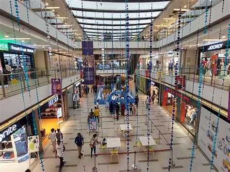 Best 8 Things to Do in Centre Square Mall Kochi