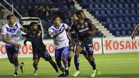 Video Los Toros Saborean Su Primera Derrota Ante Los Potros Del