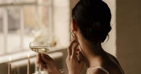 Tin sáng 23 11 Đằng sau lối sống sang chảnh của một hot girl tại Đà Nẵng Thông tin mới vụ