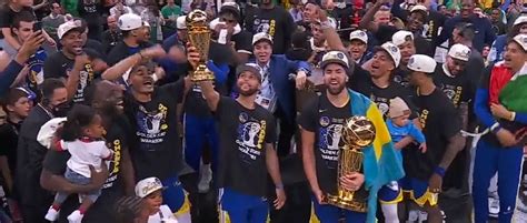 Steph Curry Finally Wins His Nba Finals Mvp Award After A Masterful