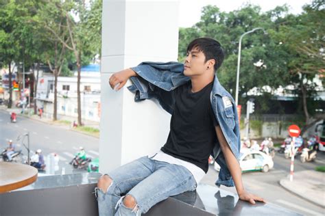 Võ Minh Lâm hóa hot boy bụi bặm trong bộ ảnh mới