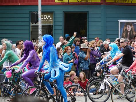 Naked In Seattle Sarah Howells