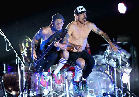 Red Hot Chili Peppers Detail First Ever Stadium Tour Pollstar News