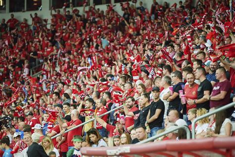 Mecz Widzew D Kontra Puszcza Niepo Omice Odszukaj Si Na Zdj Ciach