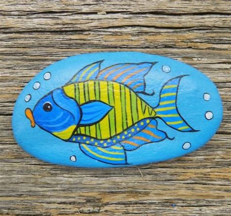 Whimsical Fish Painted Rock Decorative Accent Stone Etsy Espa A