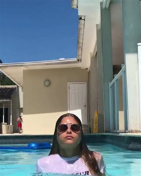 Boobs No Bra Club Porn Video Nebyda