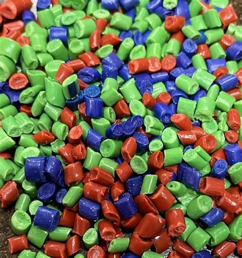 Multicolor Plastic Colored PPCP Milky Granules For Battery Making 0