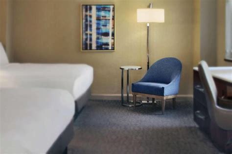 Hilton Chicago Hotel in Chicago (IL) - Room Deals, Photos & Reviews