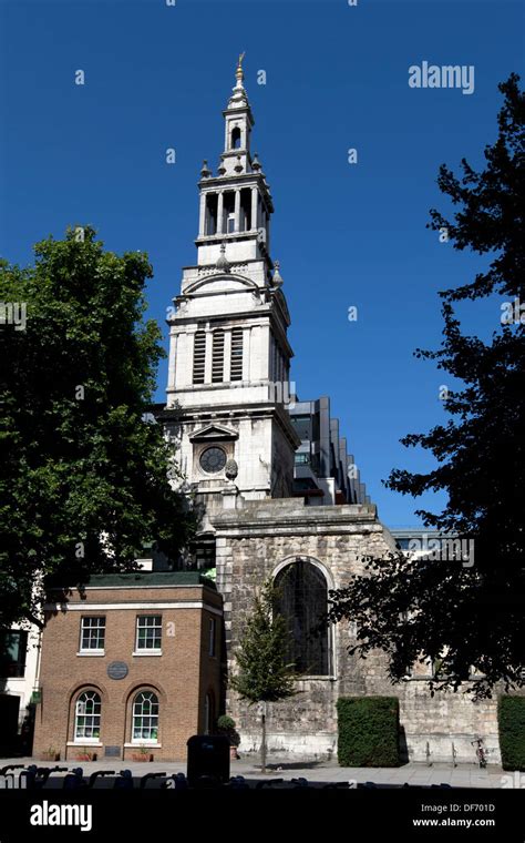 Christ Church Greyfriars Newgate Street London England Uk Stock