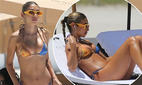 Chantel Jeffries Presume Su Imponente Figura En Diminuto Bikini En Miami