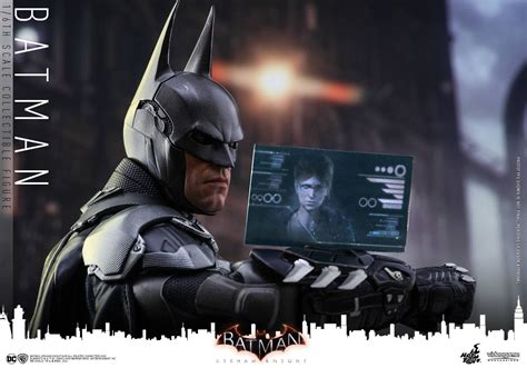 Hot Toys Reveals Their Arkham Knight Batman