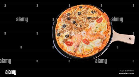 Pizza de carne molida fotografías e imágenes de alta resolución Alamy